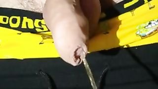 Wet foreskin close-up wet uncut dick⁄Handsfree pissing⁄ Pissing video KyleBern