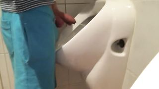 My dick and a urinal smellmydick - SeeBussy.com